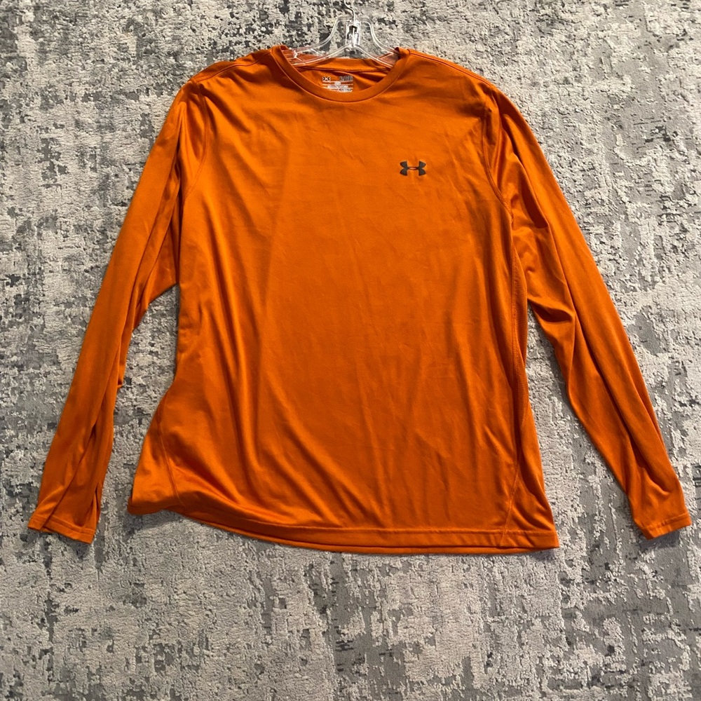Under Armour loose fit tee